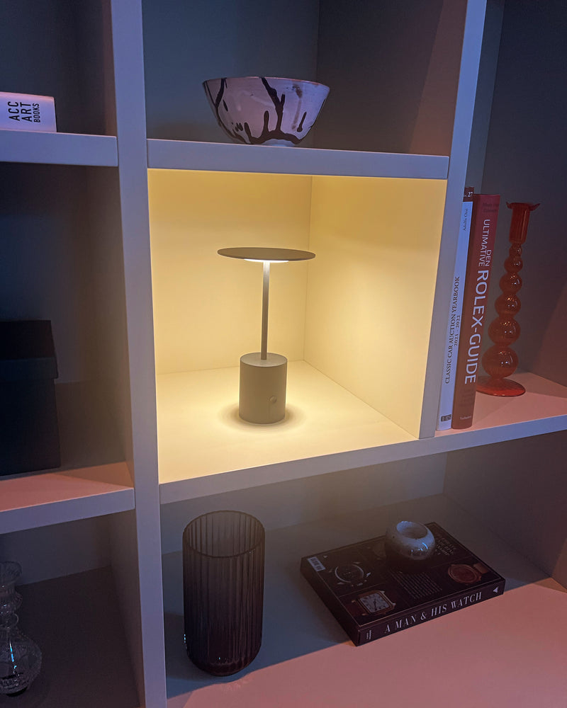 Space LED-lampa - uppladdningsbar